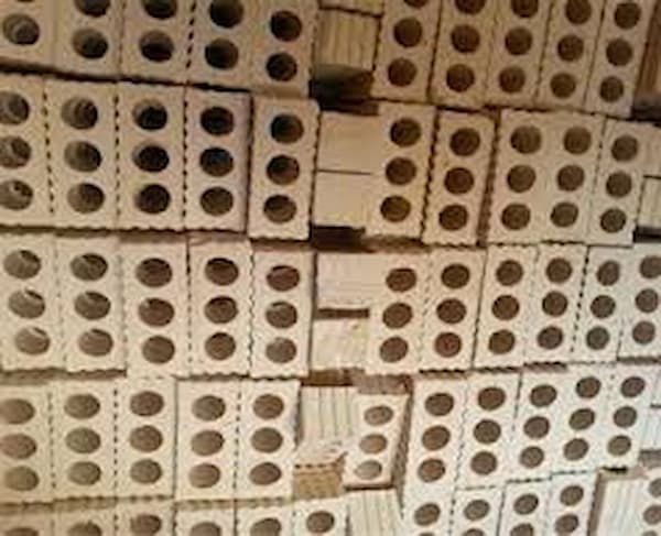 آیا موارد استفاده از آجر سه گل یا سه سوراخ را میدانید؟